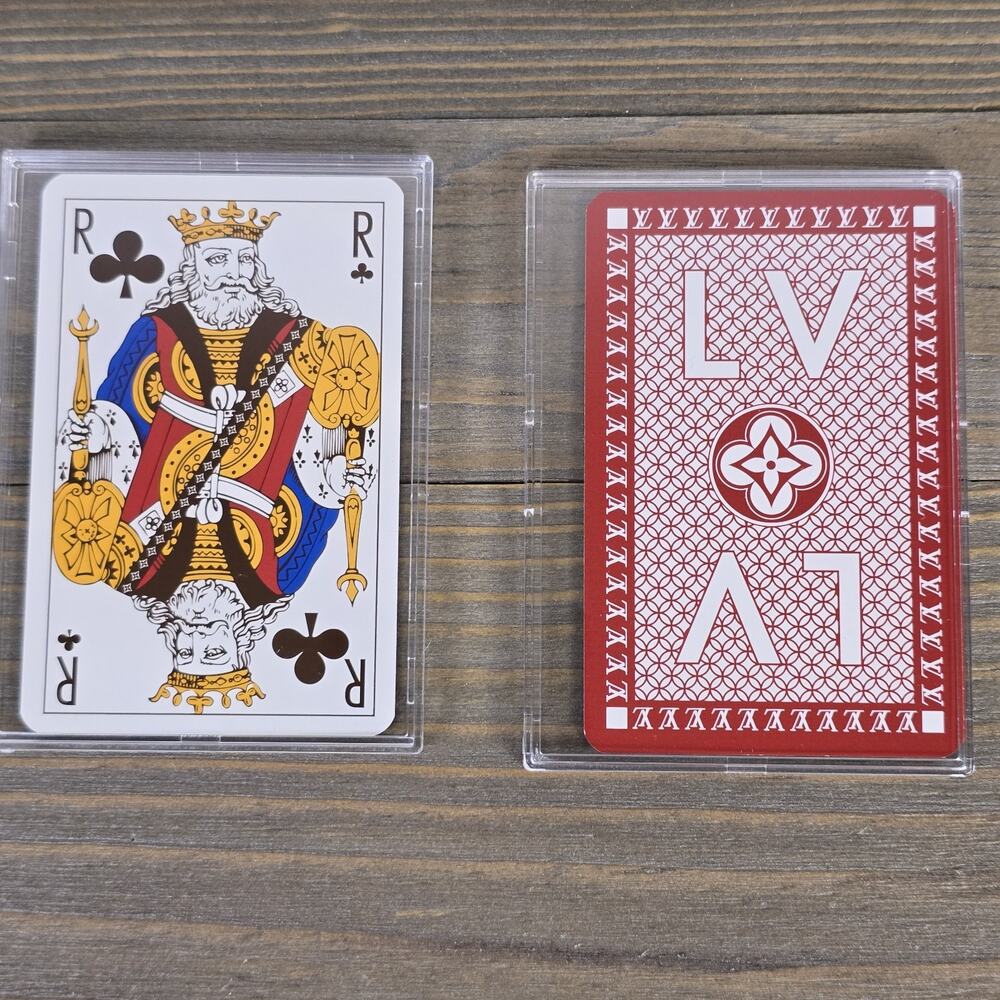 Louis Vuitton playing card - King And Queen Of Clubs In Protective Case.